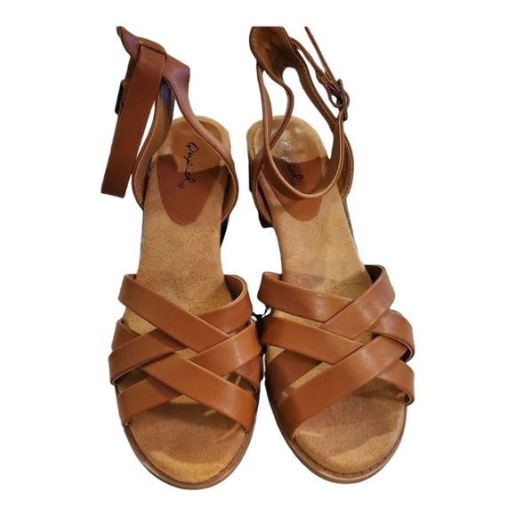 Qupid Shoes - Heeled Sandals